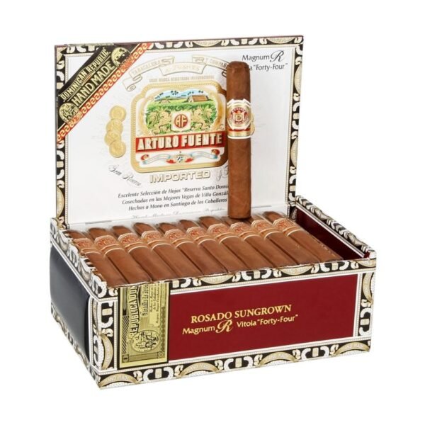 ARTURO FUENTE MAGNUM R ROSADO 44 CIGAR