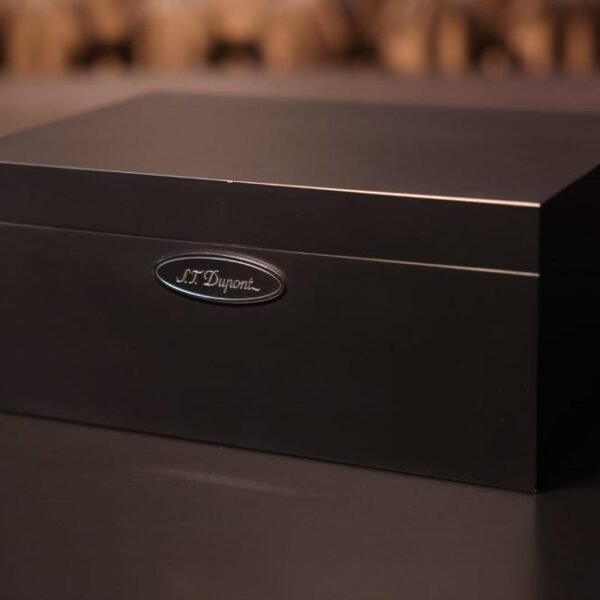 HUMIDOR