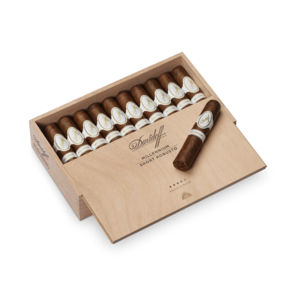 DAVIDOFF MILLENNIUM BLEND SHORT ROBUSTO CIGAR